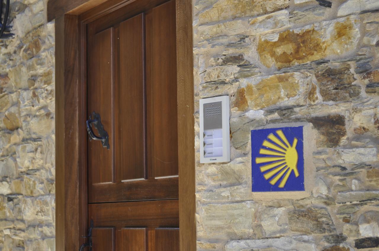 Albergue Pensión Cantábrico Fonsagrada A Fonsagrada Esterno foto